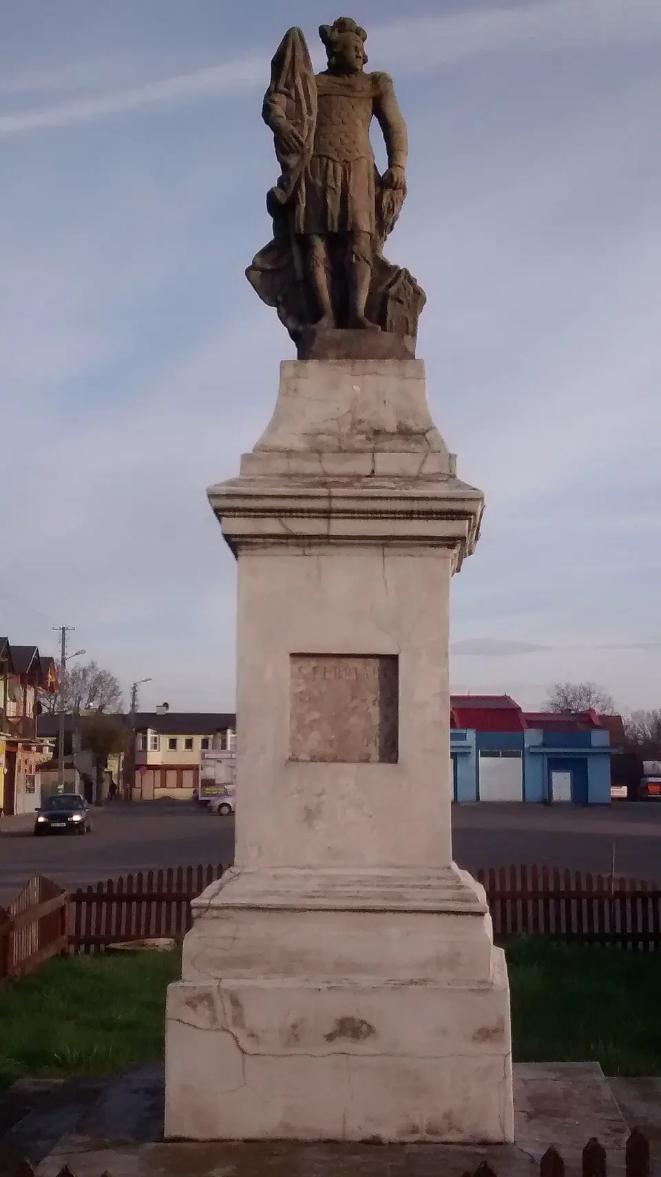 Pomnik św. Floriana w Skierniewicach