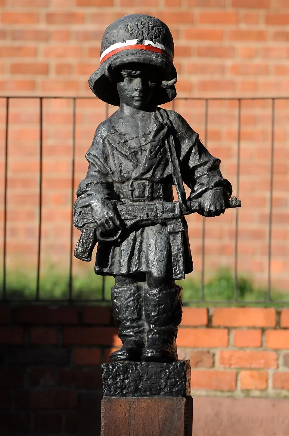 monument du Petit Insurgé