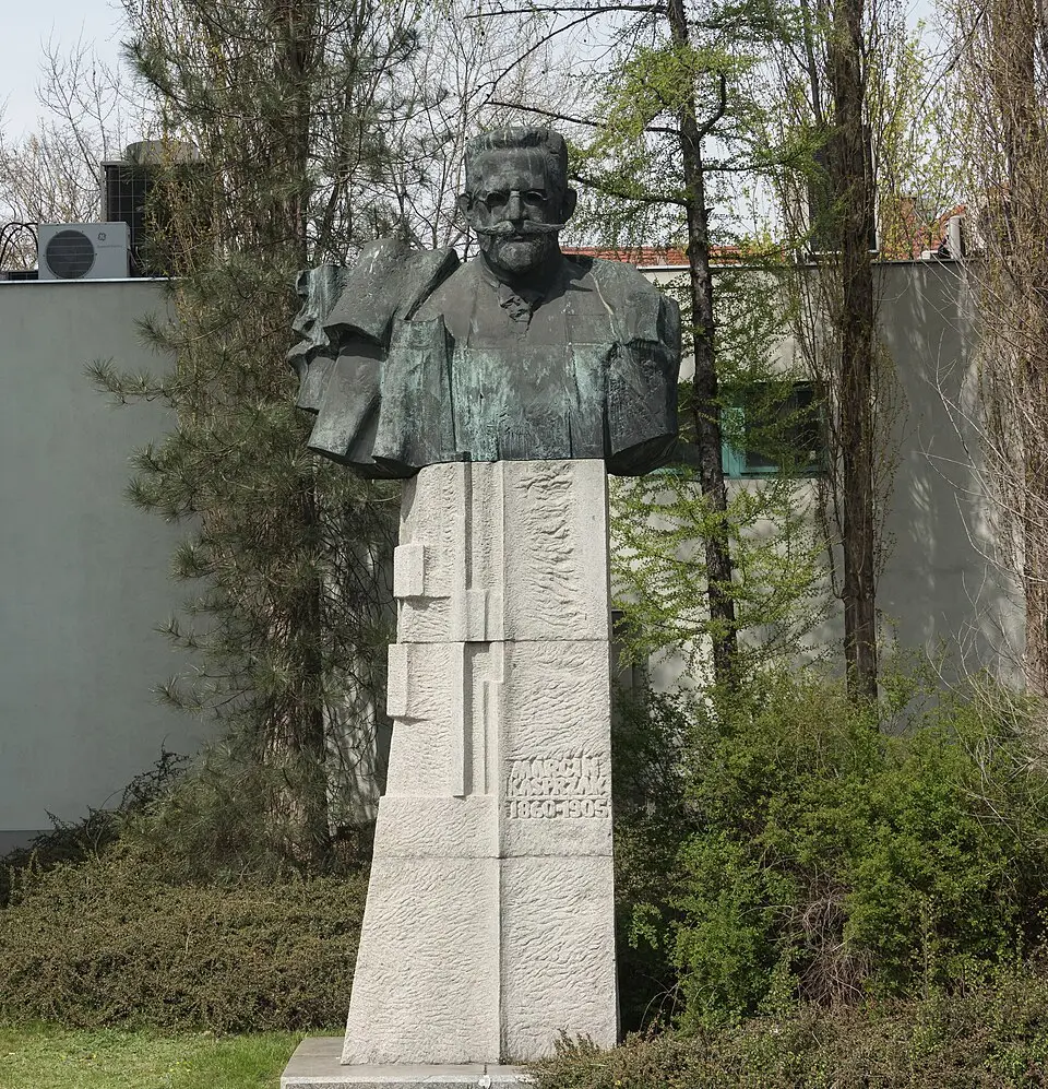 Pomnik Marcina Kasprzaka w Warszawie