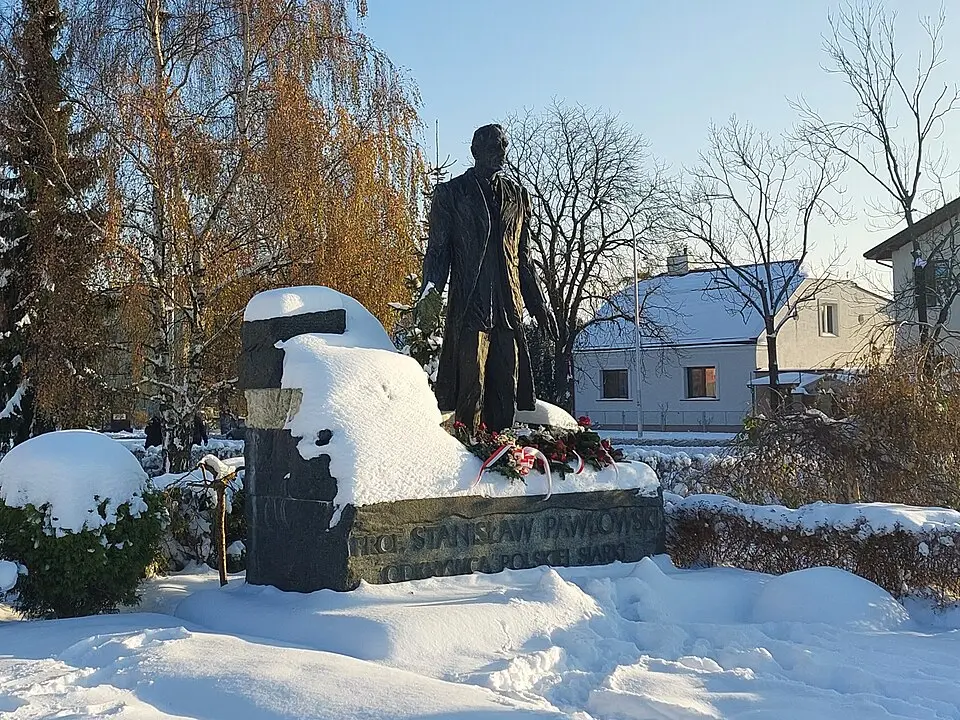 Pomnik Stanisława Pawłowskiego w Tarnobrzegu