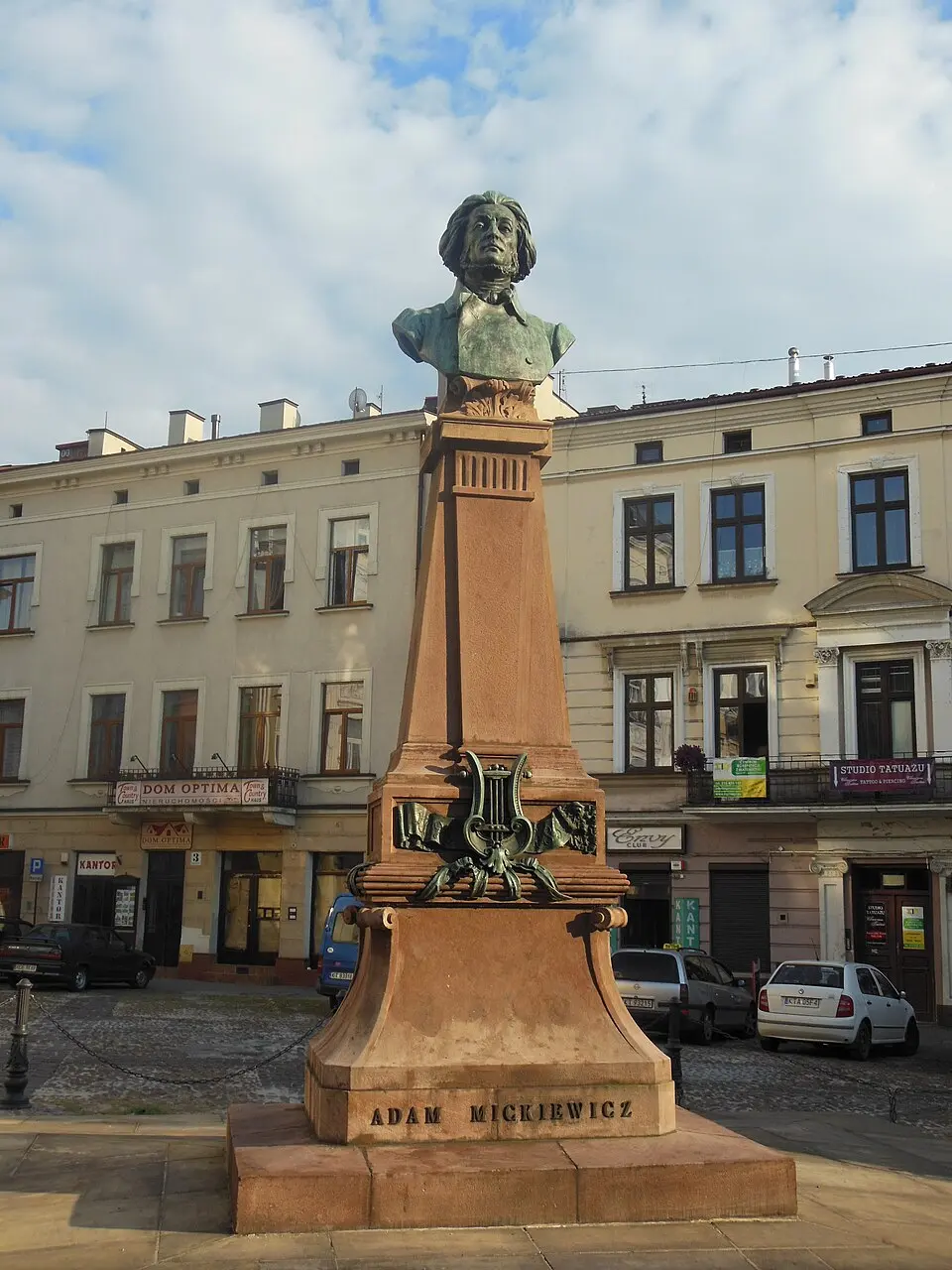 Pomnik Adama Mickiewicza w Tarnowie