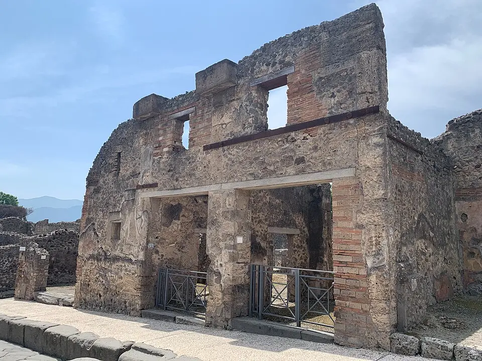 panificio di Felix (VIII.4.27)