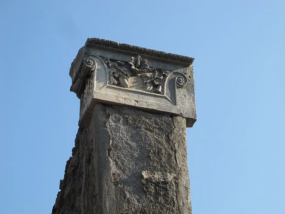 casa senza nome (VI.7.25)