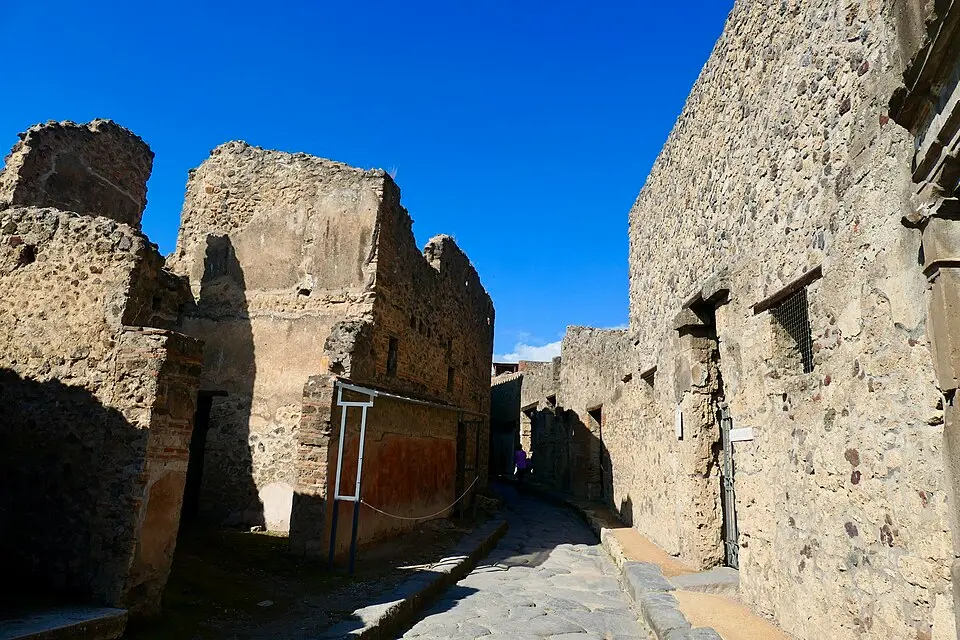 Caupona (VII.11.13)