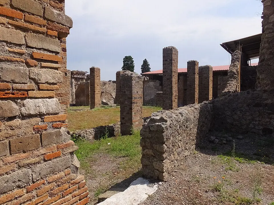 fullonica di L. Veranius Hypsaeus (VI.8.20)