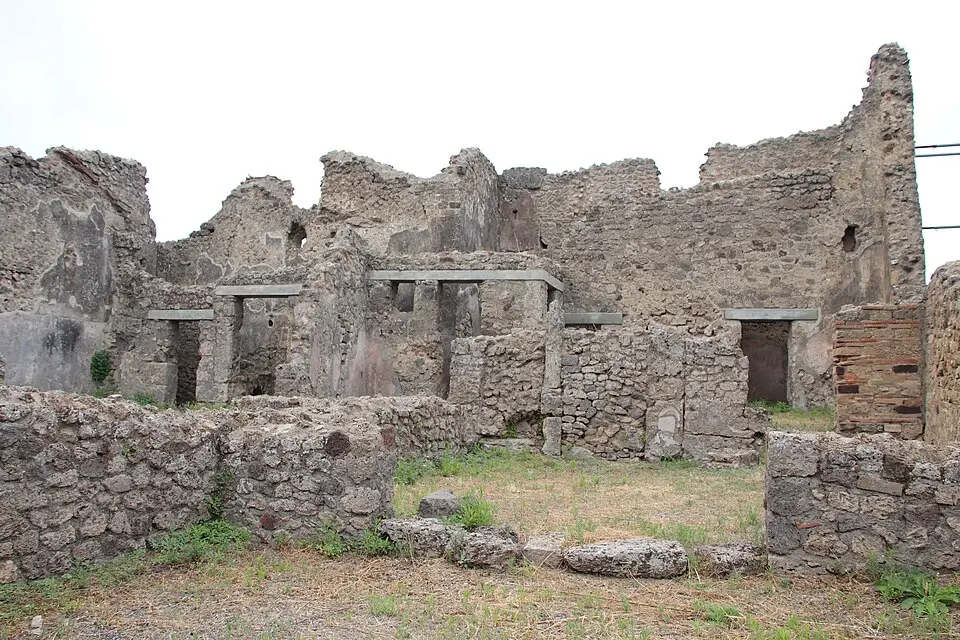 bottega (VII.10.10)