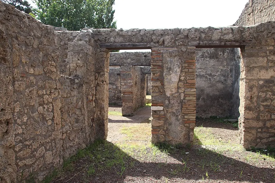 casa degli Aemilii, Primio e Saturninus (II.1.2)