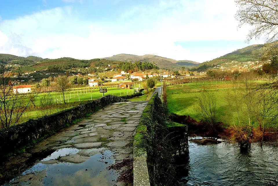 Ponte medieval de Vilela