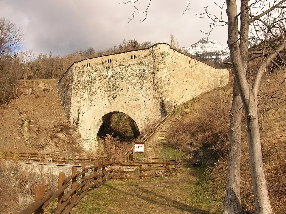Ponte acquedotto di Grand-Arvou