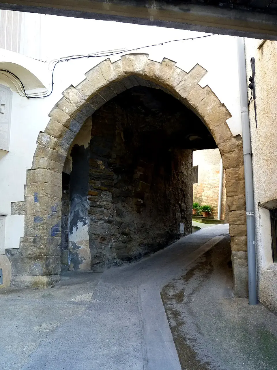 Portal i voltes medievals