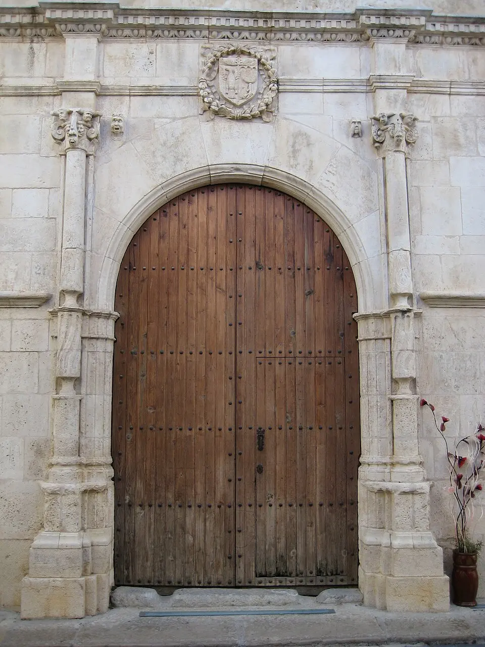 Slika: Columbusalbus · CC BY-SA 3.0 Palacio del Marqués de Villores