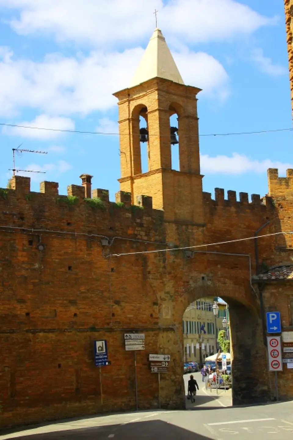 Porta Fiorentina, Palaia