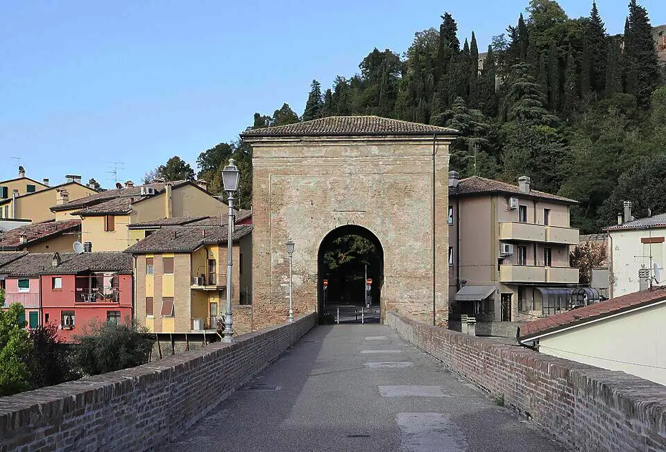Porta Fiume