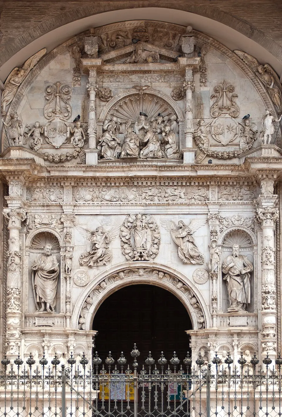 Image: Ignasilm · CC BY-SA 3.0 ES colegiata de Santa María la Mayor de Calatayud