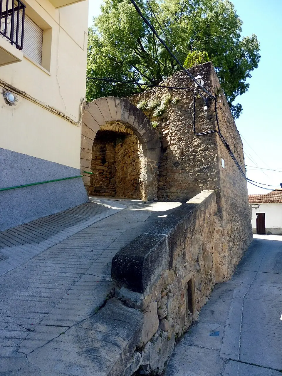Muralles del sector de la plaça del Lledoner