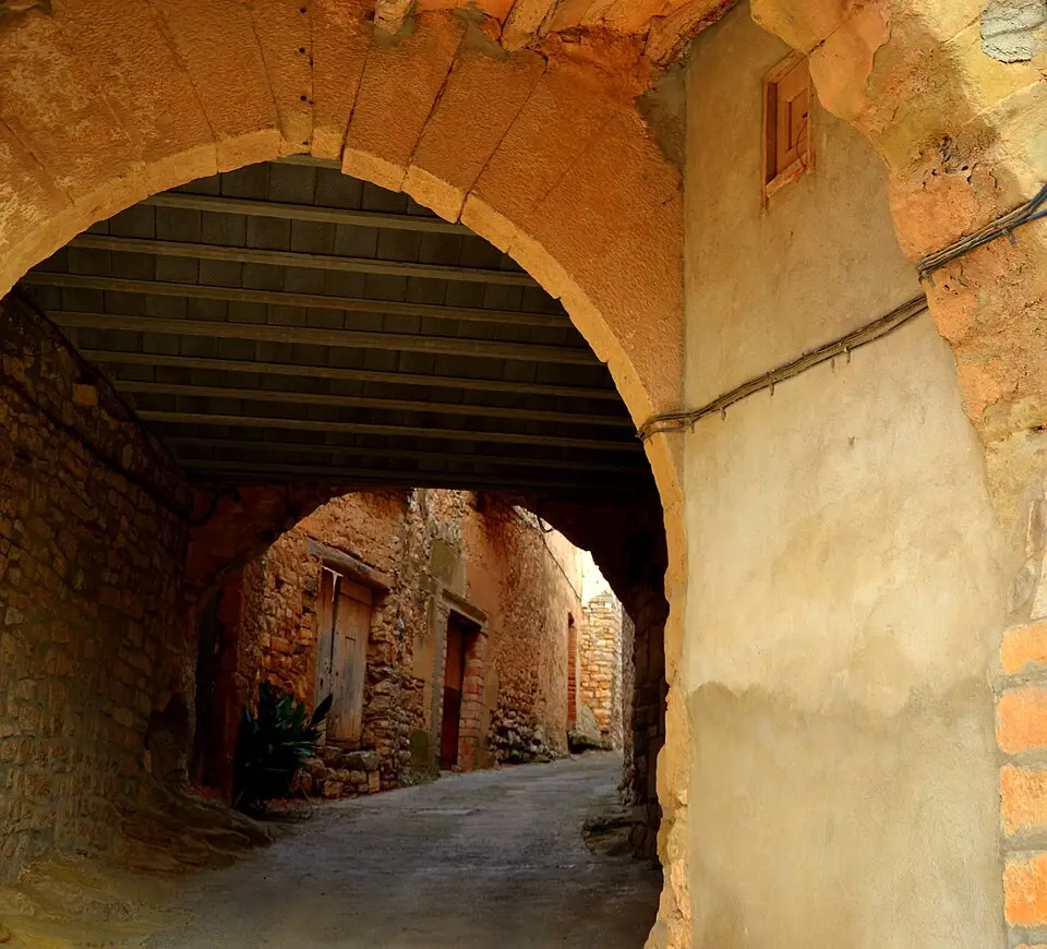 Portal de la Vila Closa