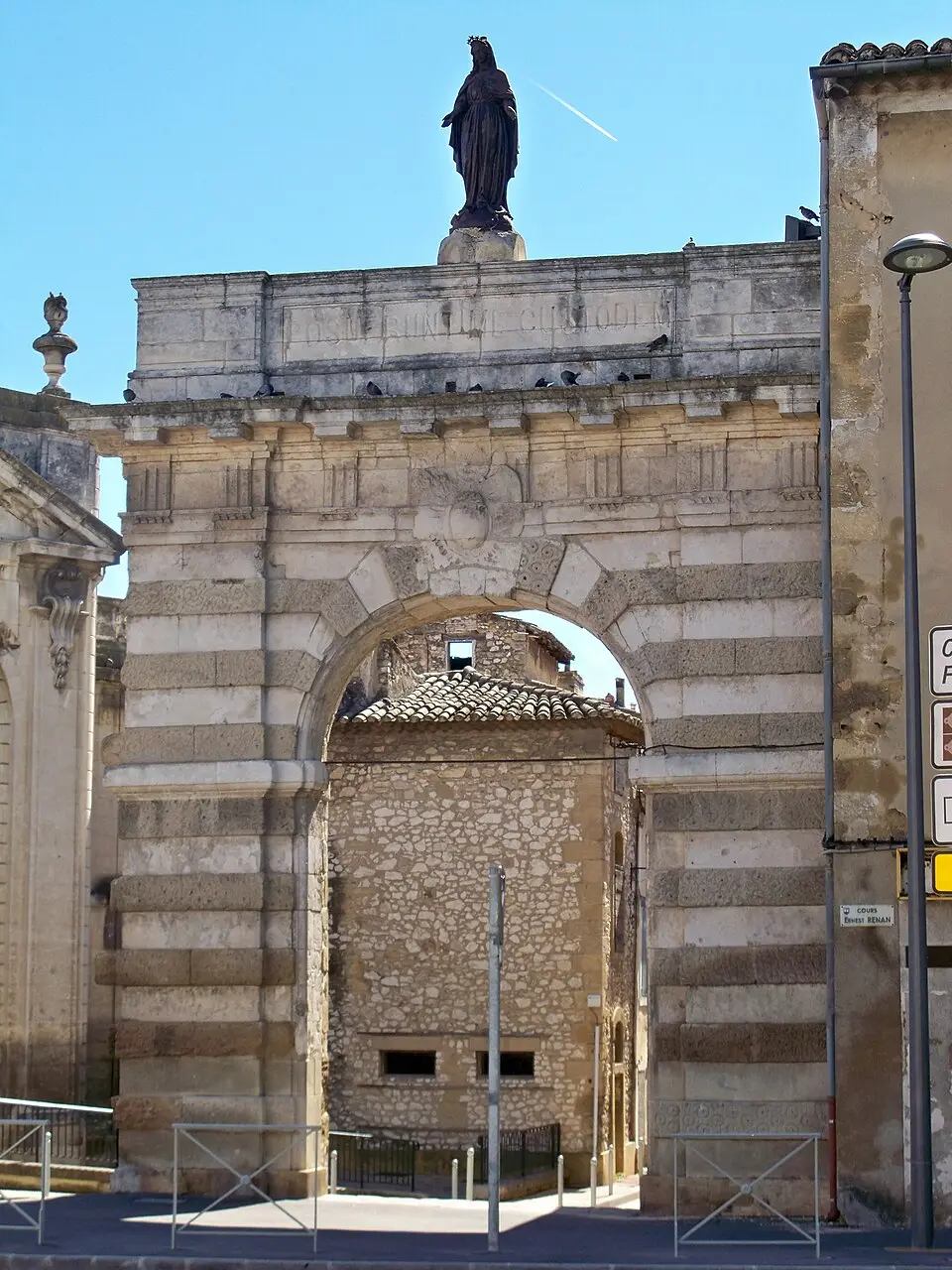 porte d'Avignon