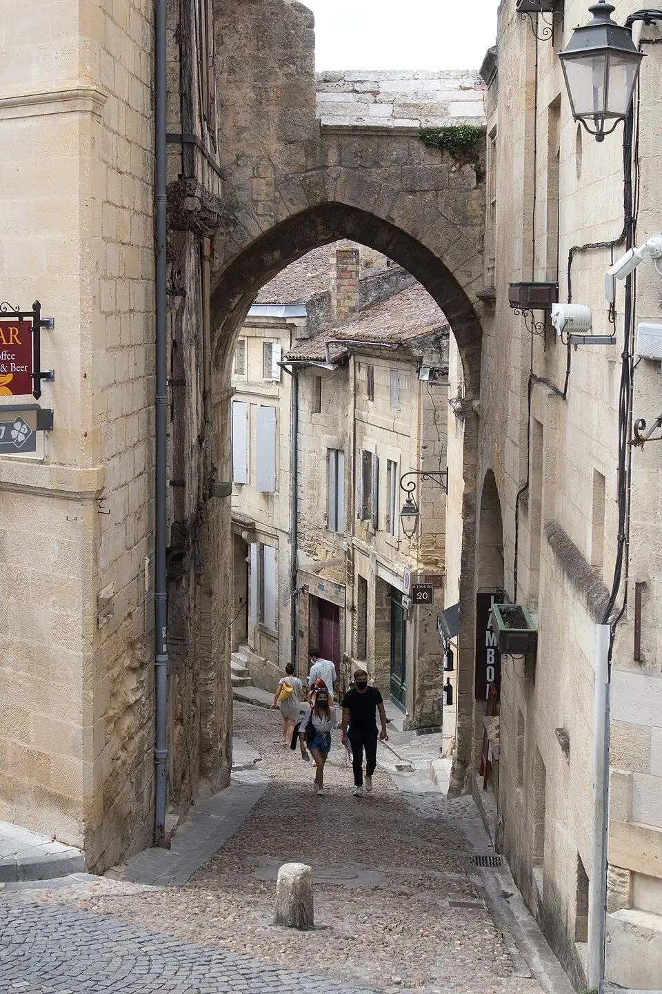 Porte de la Cadène