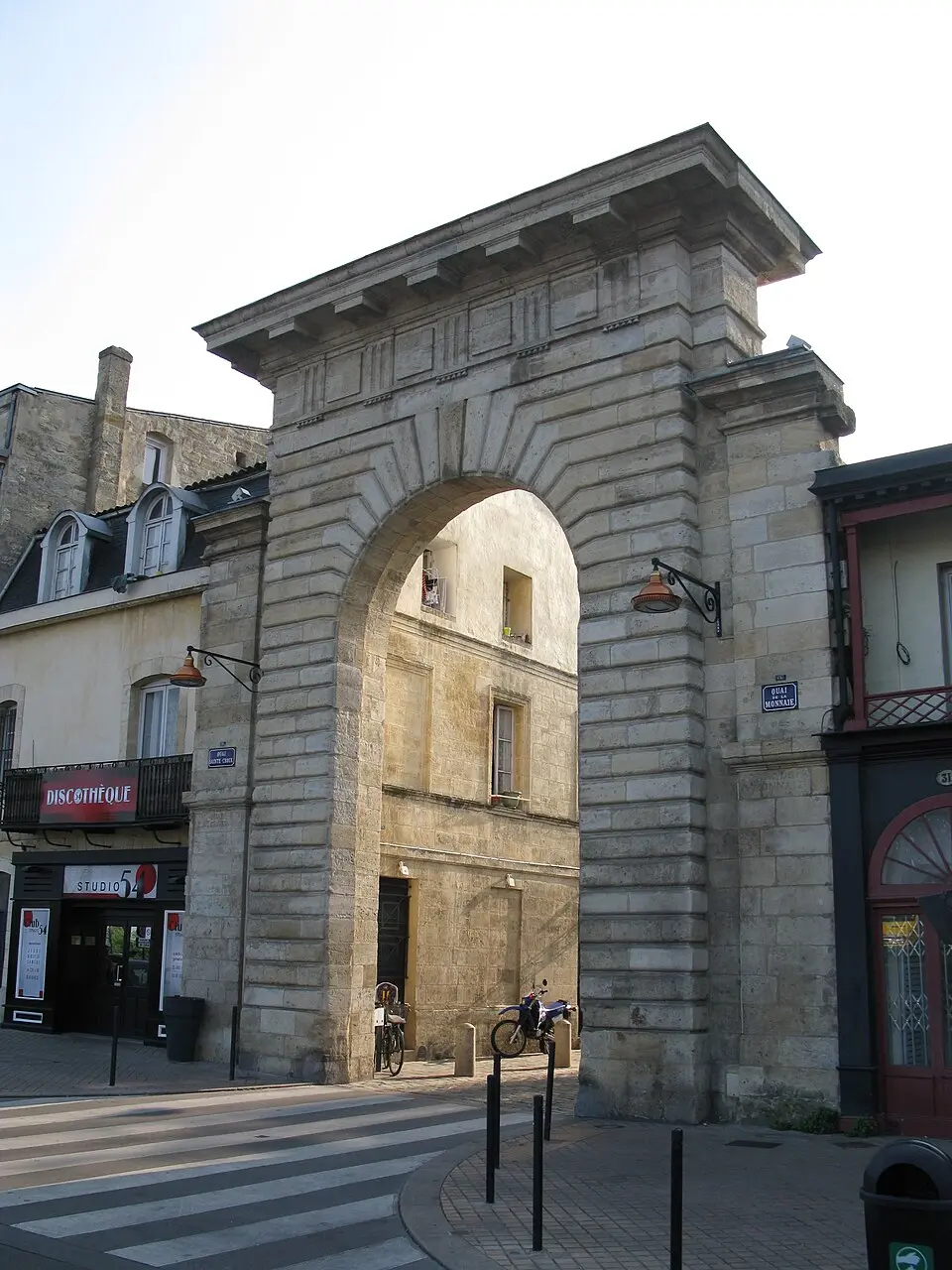 porte de la Monnaie