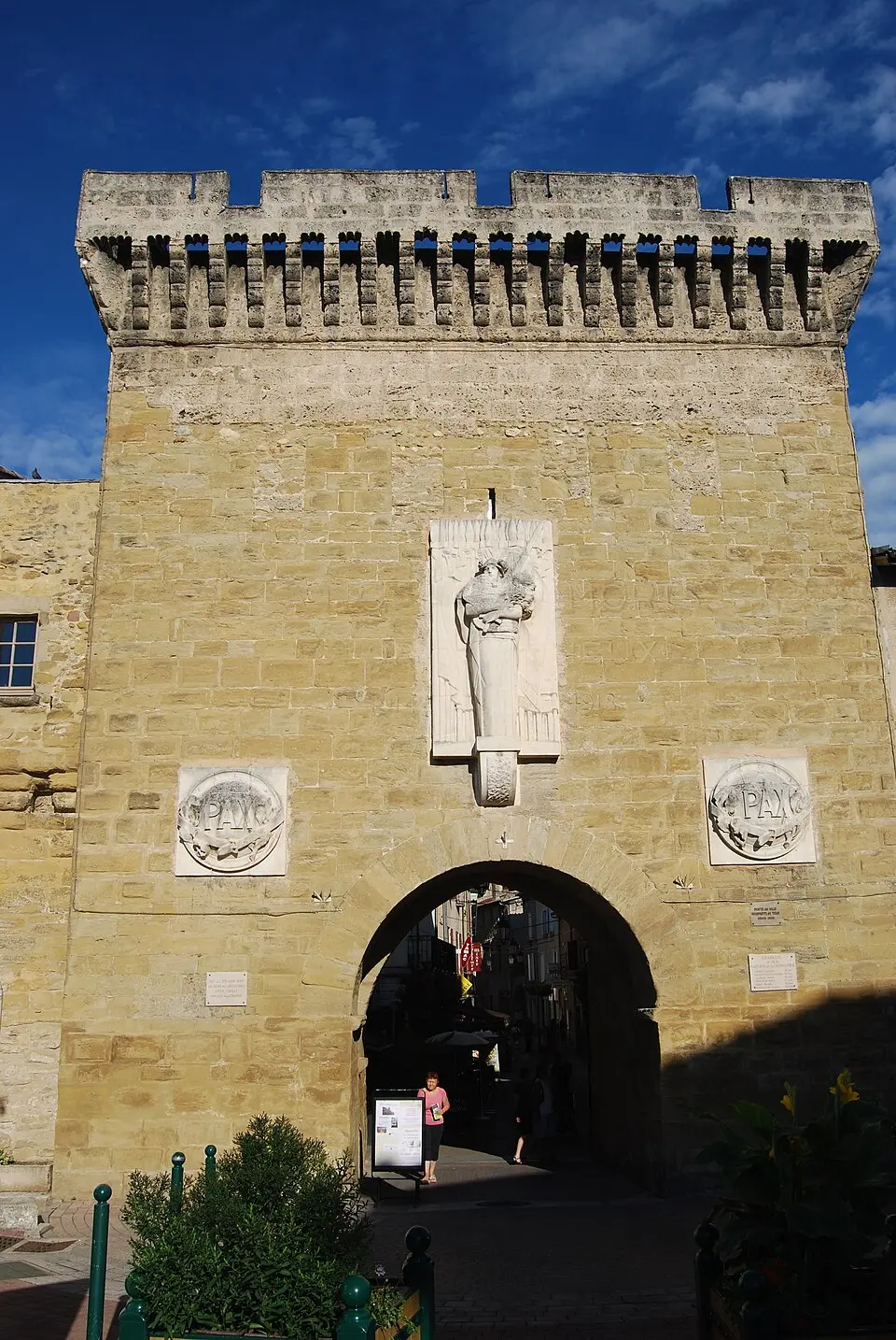 porte de ville de Chabeuil