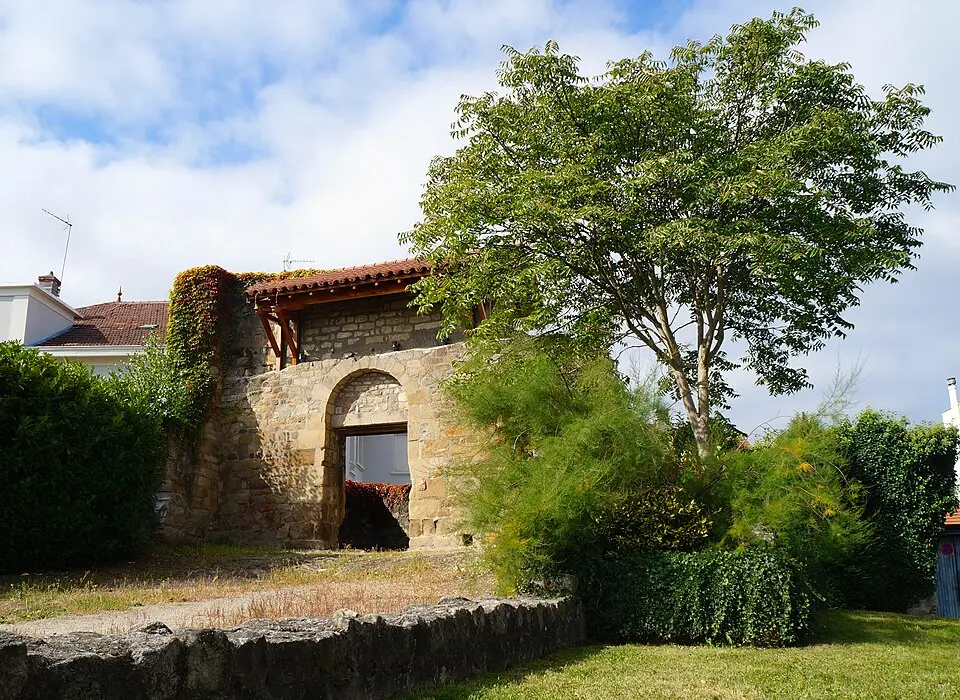 Image: Bytwiny · CC BY-SA 3.0 porte Saint-Pierre