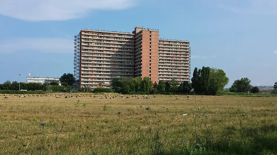 Hotel House