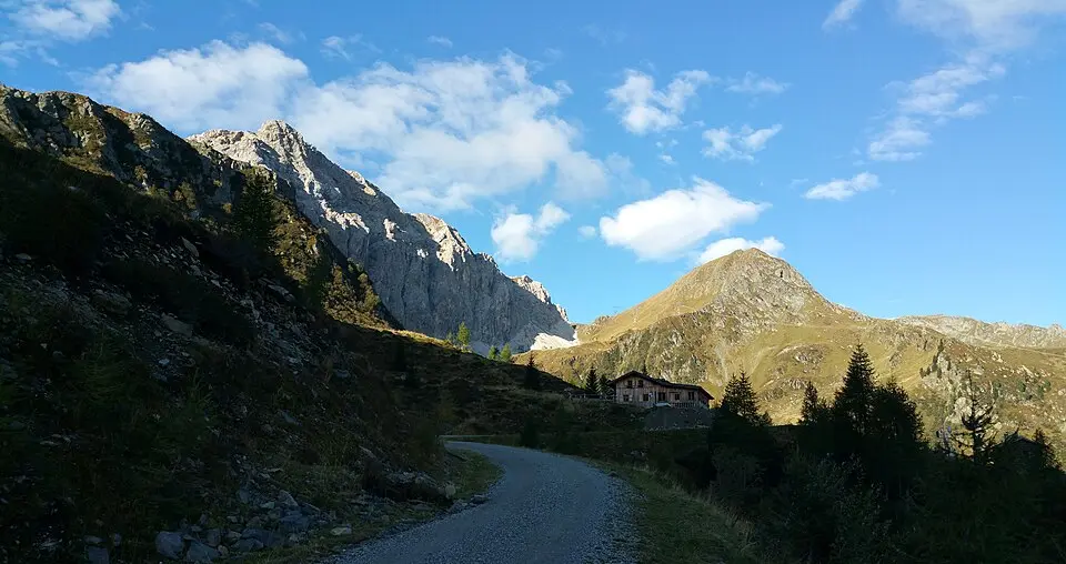 Obrázek: Bvellazi · CC BY-SA 4.0 Rosskarspitze