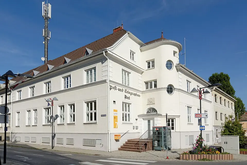 Postgebäude