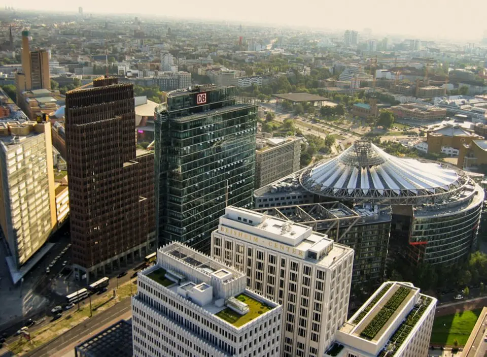 Kép: Michael J. Zirbes · Public domain Potsdamer Platz
