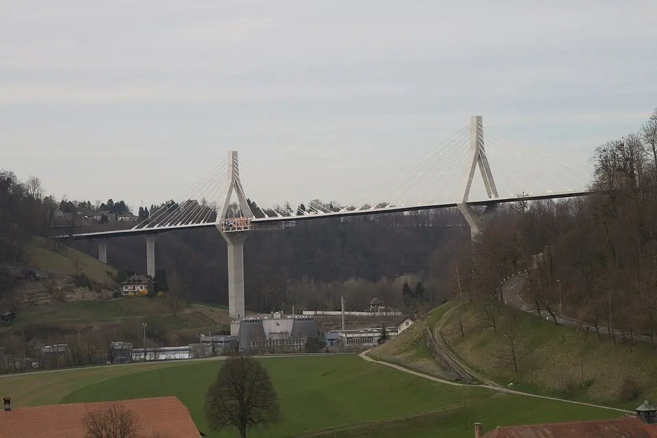 Poyabrücke