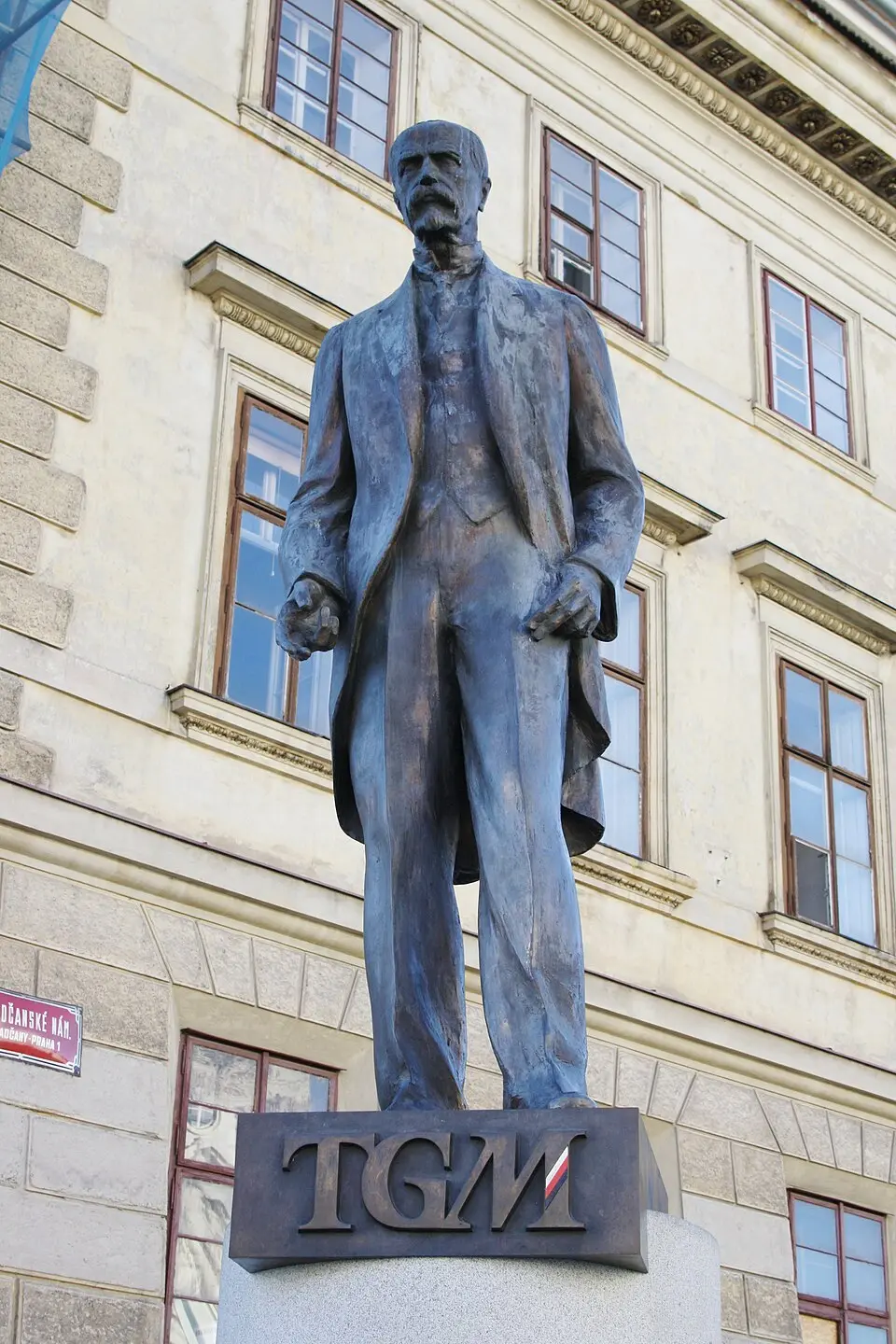 Statue of Tomáš Garrigue Masaryk, Prague