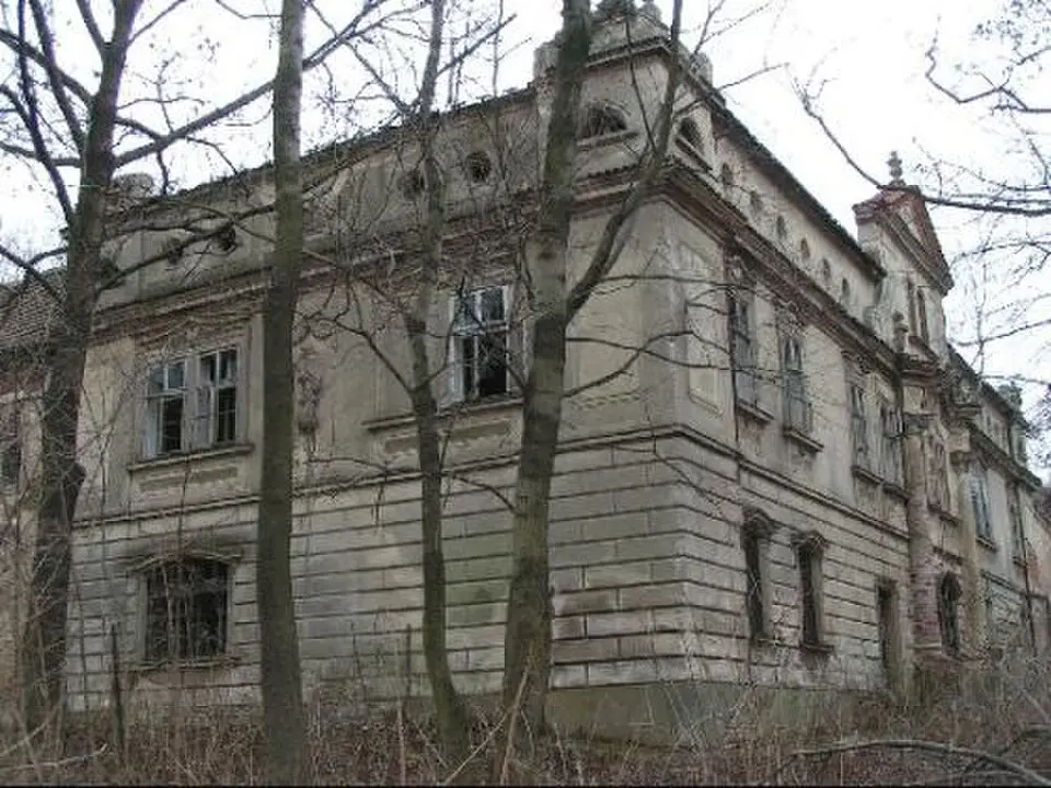 zámek Petrovice