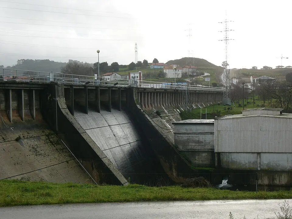 embalse de Trasona