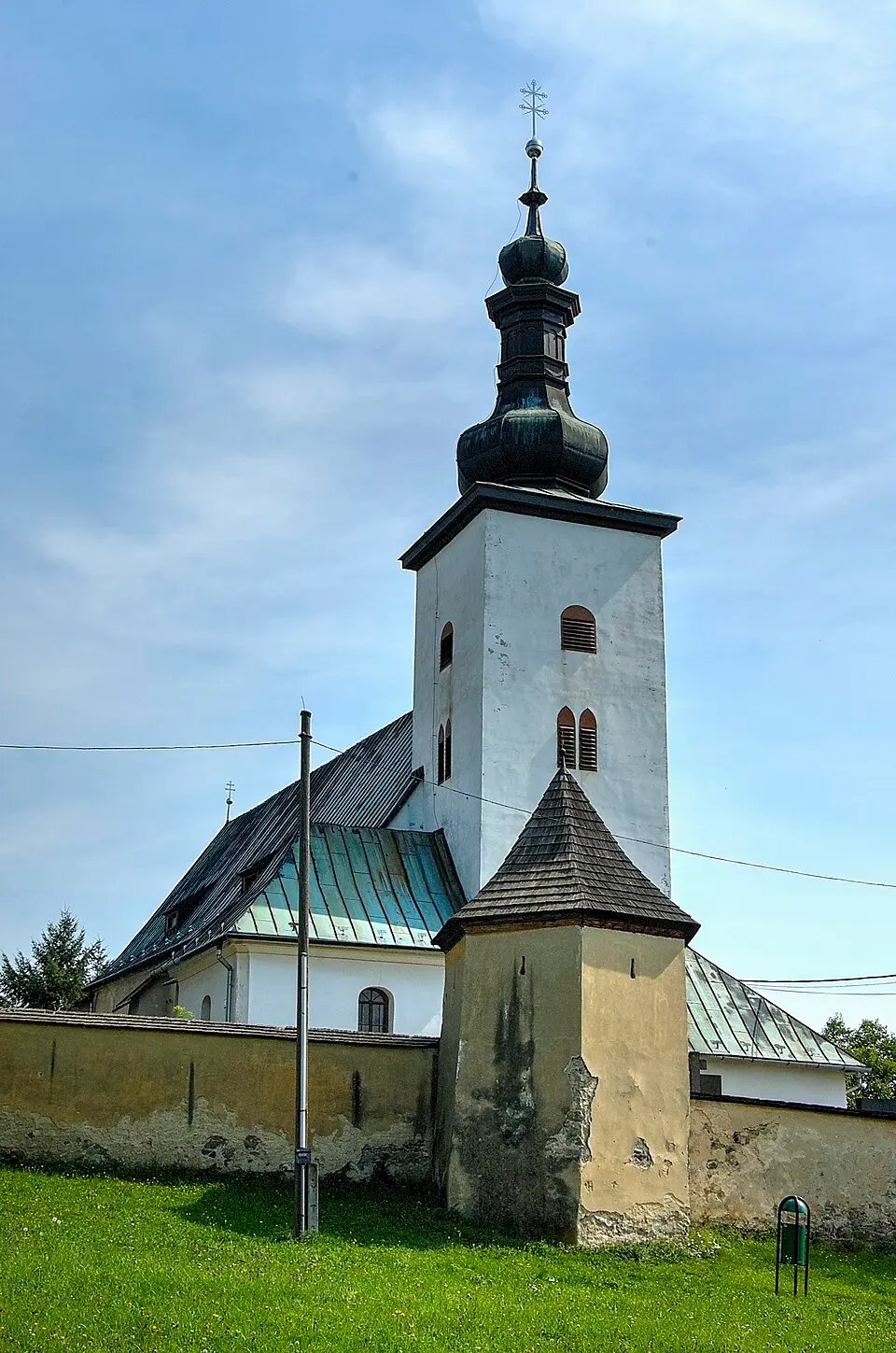 Kostol Nanebovzatia Panny Márie (Prievidza)