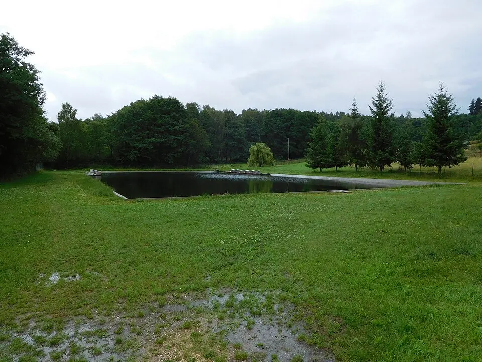 swimming pool in Příšov