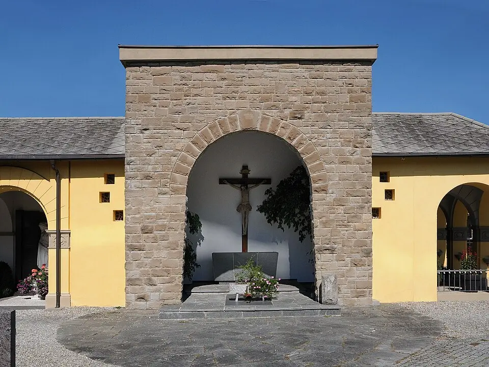 Priestergrab