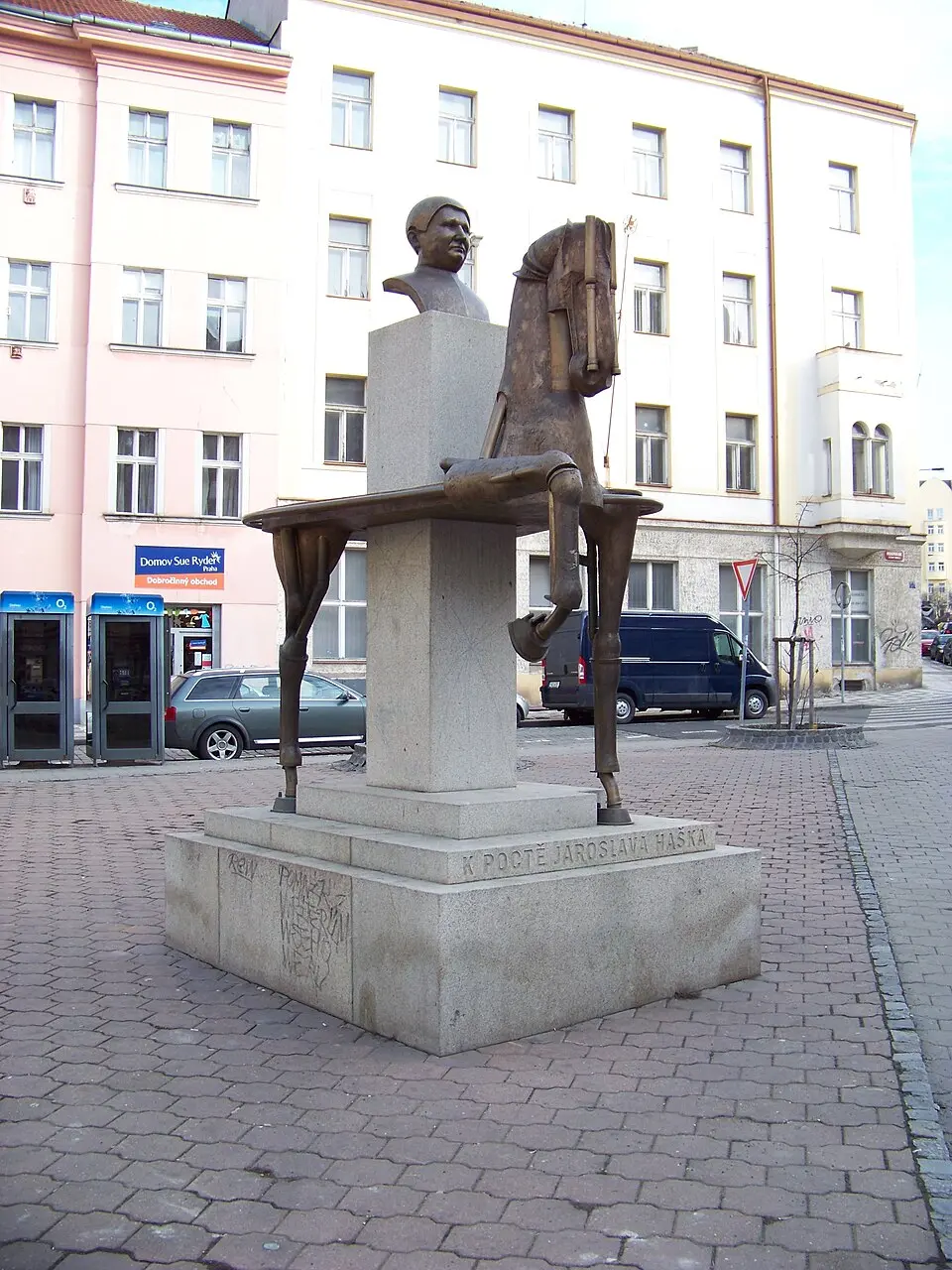 Jezdecká socha Jaroslava Haška
