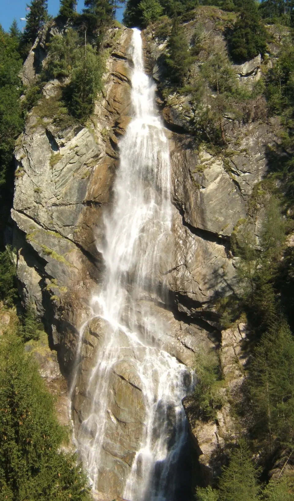 Mis en ligne par: SehLax · CC BY-SA 3.0 Steiner Wasserfälle