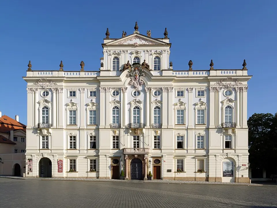 palais archiépiscopal de Prague