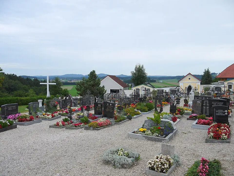 Friedhof und Friedhofskapelle