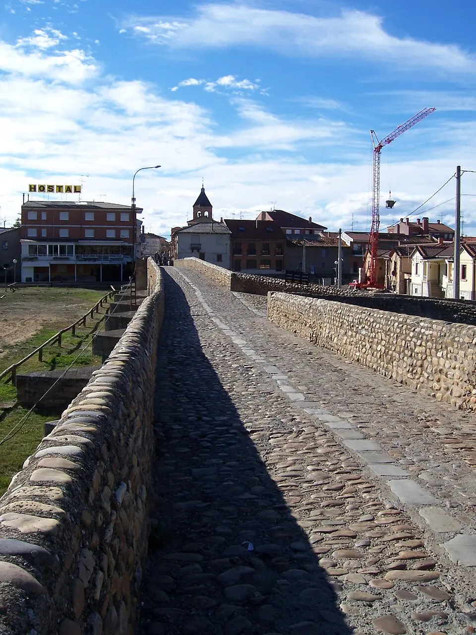 Nahral: Lourdes Cardenal · CC BY-SA 3.0 Puente del Paso Honroso