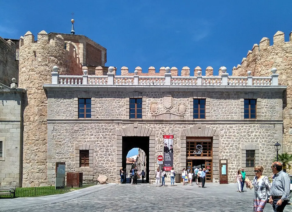 puerta del Peso de la Harina