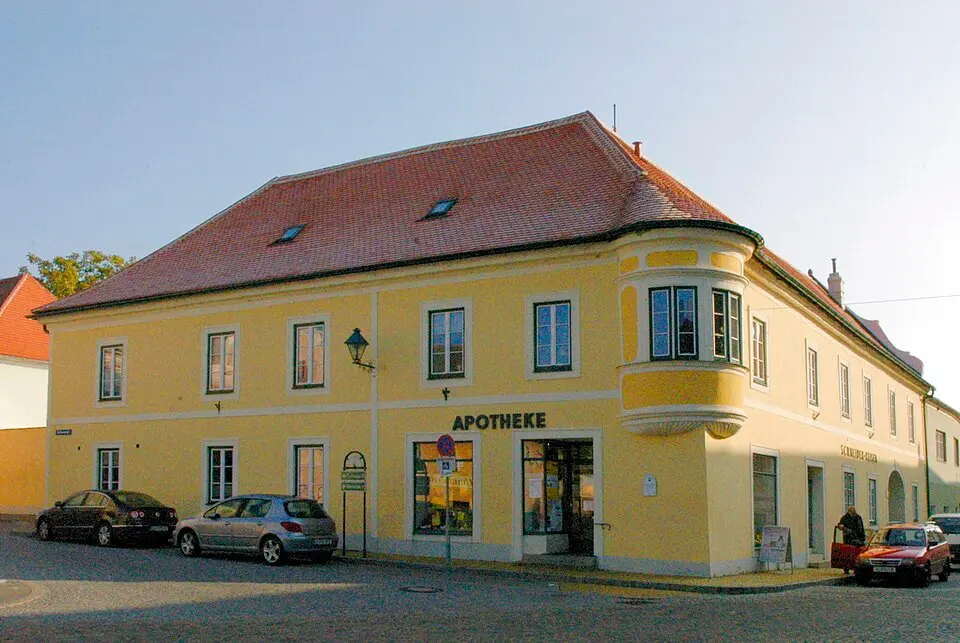 Wohn- und Geschäftshaus, Schottenhof