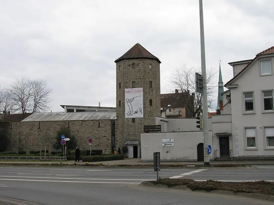 Bild: GeorgDerReisende · CC BY-SA 4.0 Pulverturm