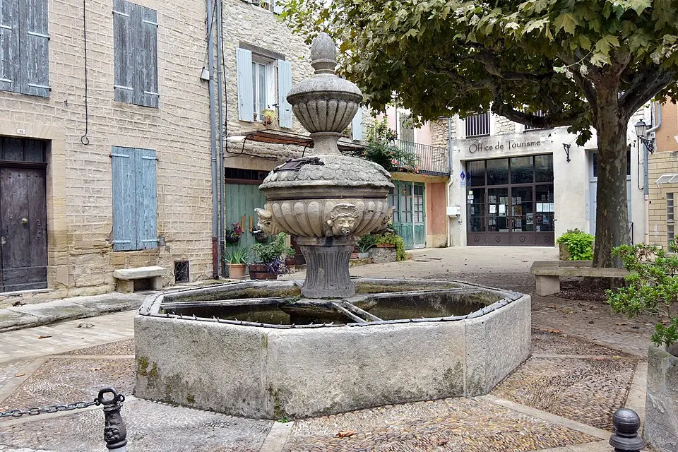 fontaine de Caromb