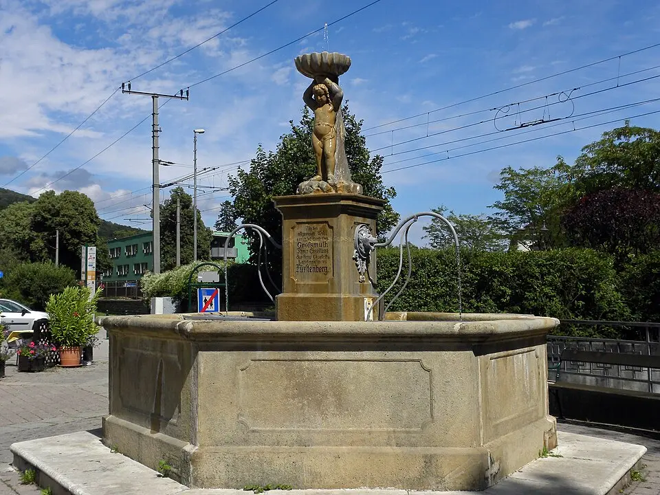 Slika: Haeferl · CC BY-SA 3.0 Fürstenbergbrunnen