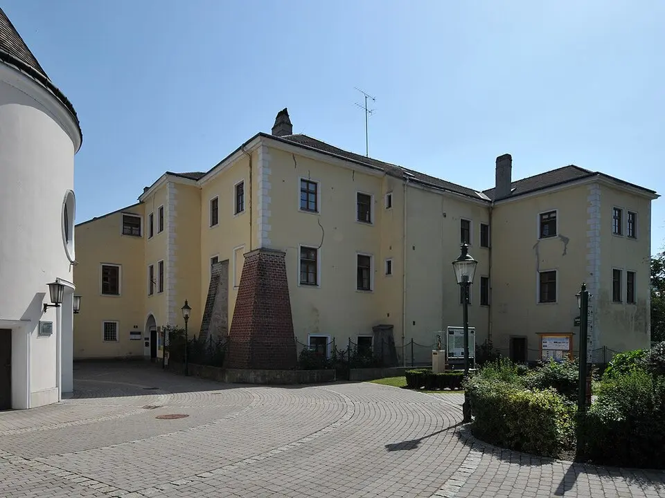 Bild: Ailura · CC BY-SA 3.0 Schloss Purkersdorf