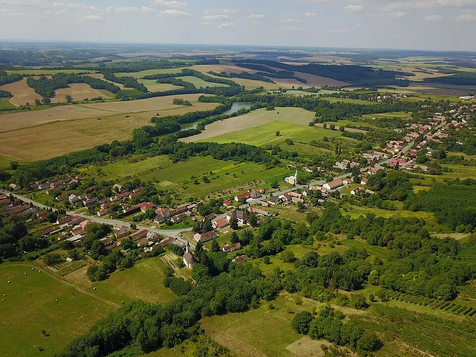 Pusztaszentlászló