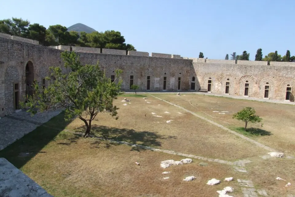 Νιόκαστρο Ναυαρίνου