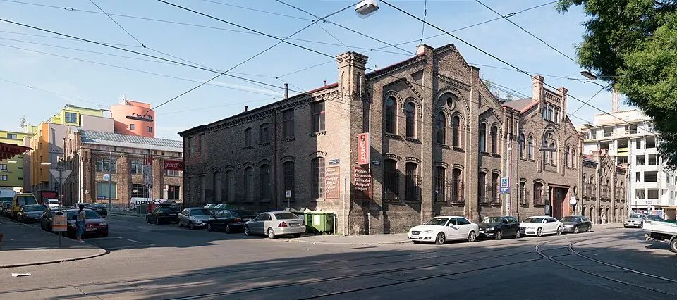 Slika: Thomas Ledl · CC BY-SA 3.0 AT Ehemalige Maschinenfabrik H. R. Gläser